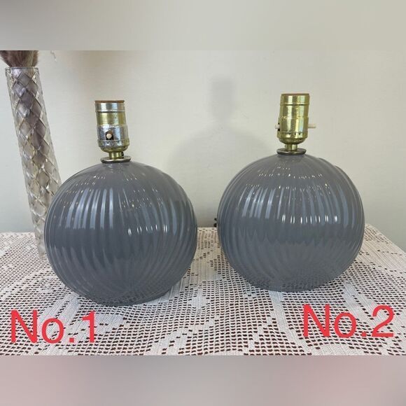 Vintage ceramic seashell textured gray table lamps | Lamp no.1 of the 2 lamps - Picture 9 of 13